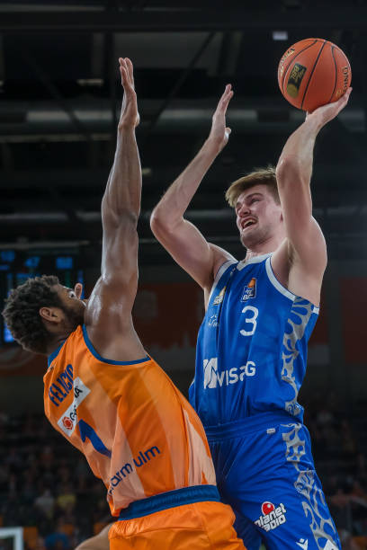 下职业足球 下职业足球