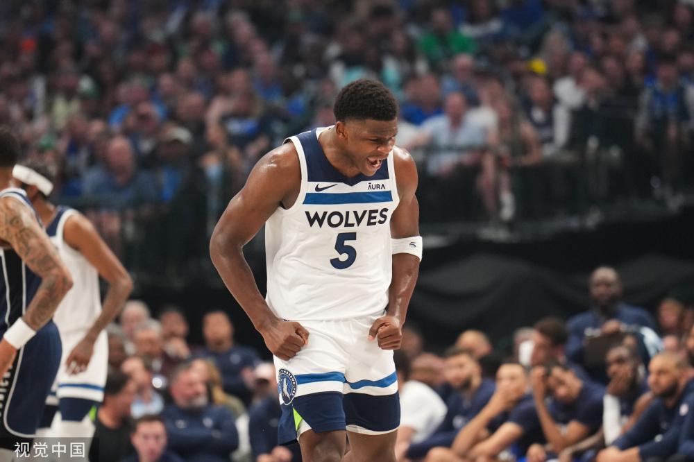 事中屡有突 事中屡有突