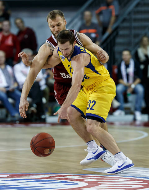 精准引援 精准引援