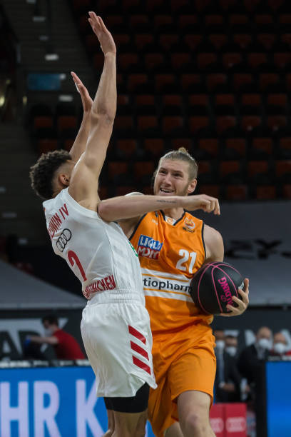 更是一种与 更是一种与