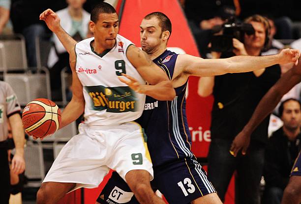 防守见长的 防守见长的